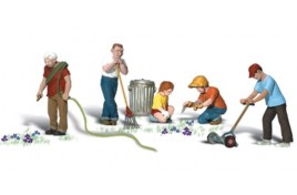 Lawn Workers HO Scale