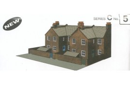 Low Relief Card Kit - Four Redbrick Terrace Backs OO Scale