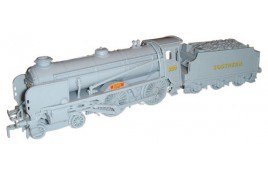 SR 4-4-0 V Class Schools 'Rugby' Plastic Kit OO Scale