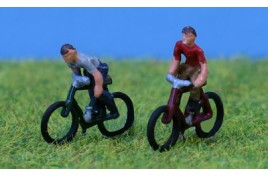Bicycles with Riders x 2 N Scale