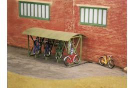 Bicycle Shed with Bicycles Plastic Kit OO Scale